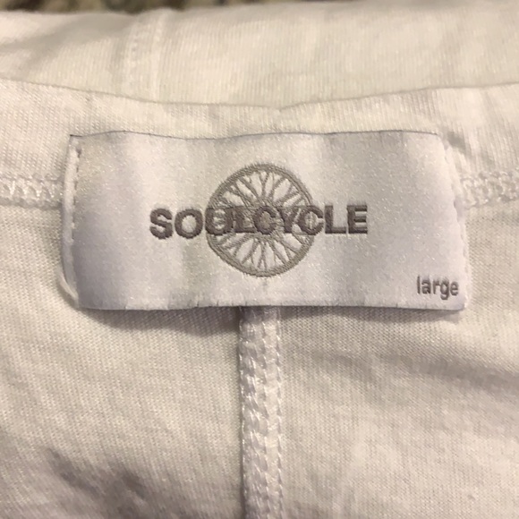 📌 Soul by SoulCycle Split Skull Racerback Tank - Picture 3 of 5